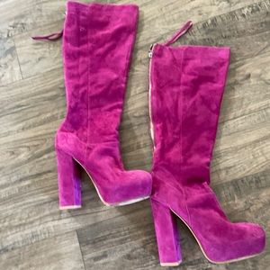 Purple Suede platform boots!